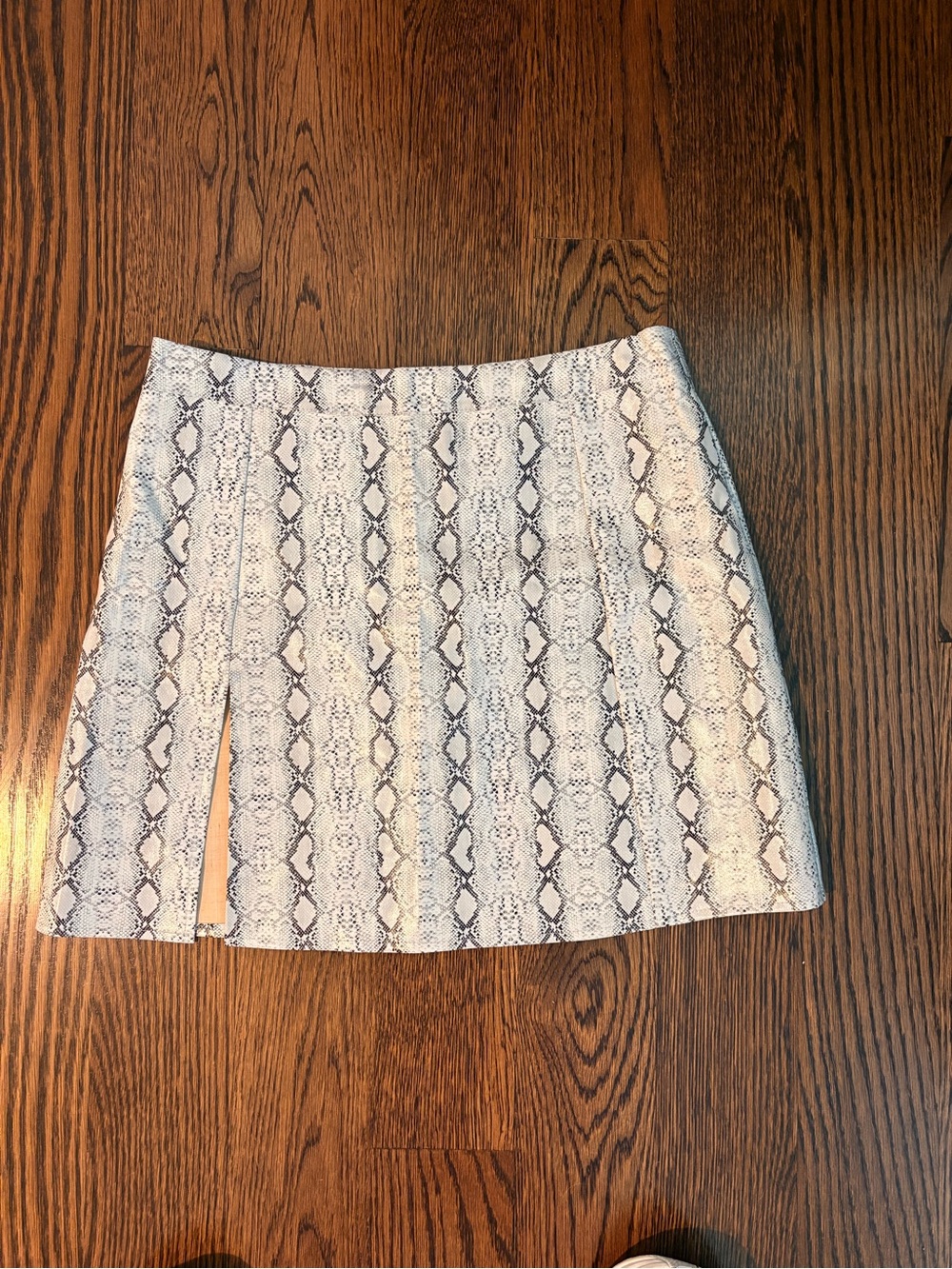 Princess Polly White and Gray Snake-Print Mini Skirt